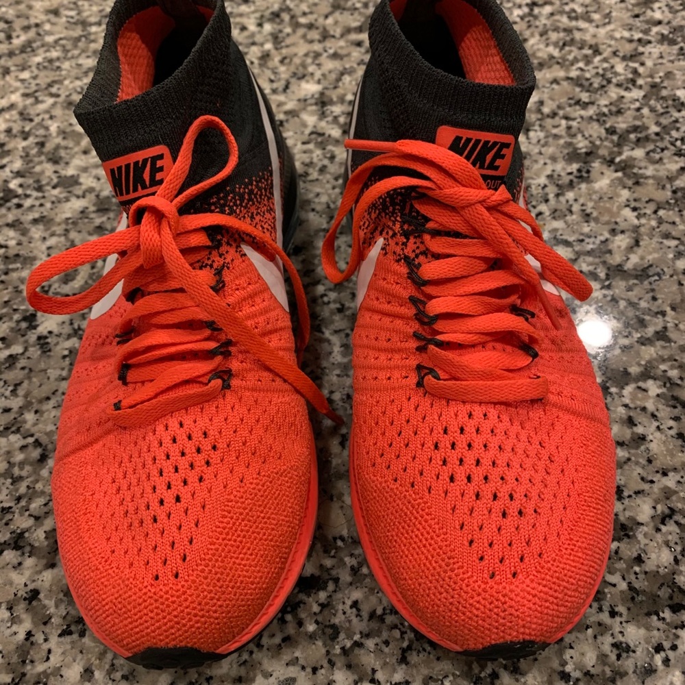 Nike Zoom  Sneaker size 7.5 US women